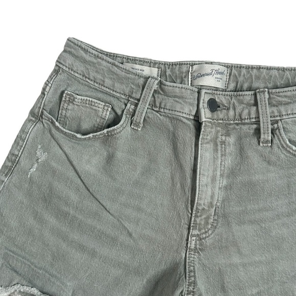 Universal Thread Vintage Midi Gray Denim Shorts - Picture 5 of 9